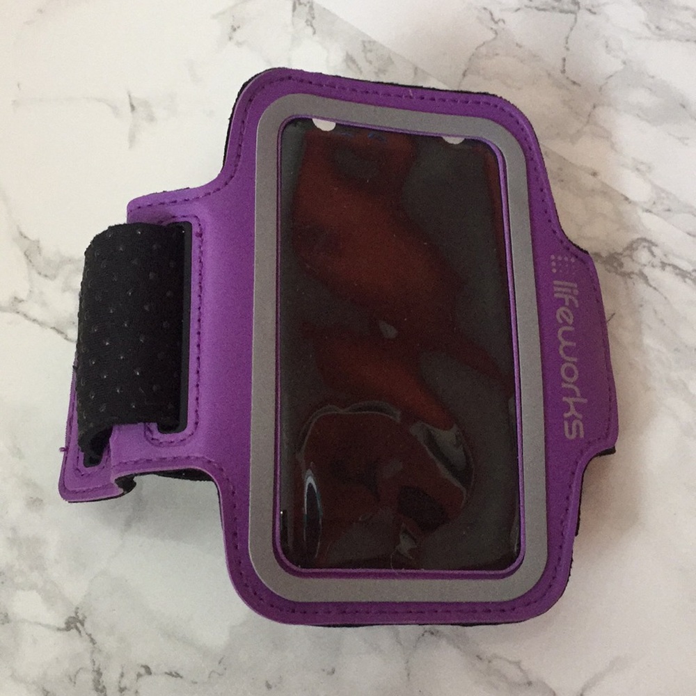 iPhone 4-5 workout exercise phone holder! Purple!